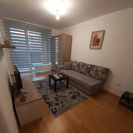 Apartman Frki Ii Διαμέρισμα
